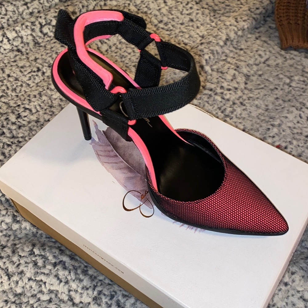 Ankle strap heel